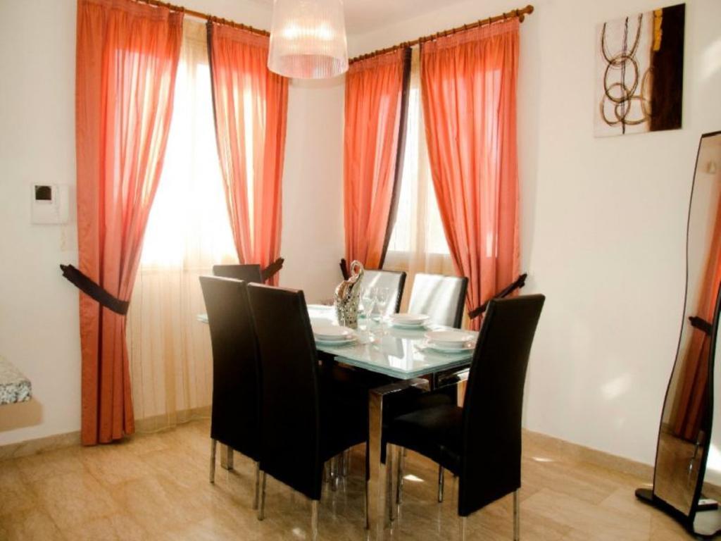 Villa Saraliana Sandy Beach Villas - Heated Pool - Jacuzzi - Private Beach Area Polis Room photo